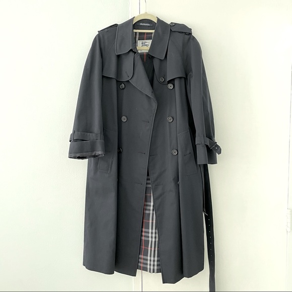 Burberry Jackets & Blazers - BURBERRY Vintage Classic Navy Trench Coat sz 8/10